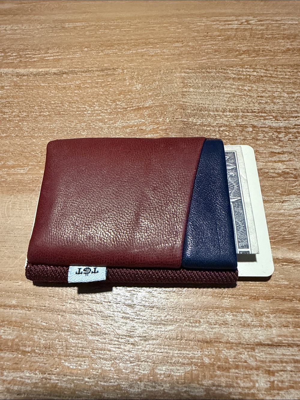 Men’s TGT Burgundy and Navy Deluxe Leather Card Wallet